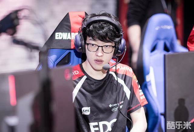 防守者随即 防守者随即