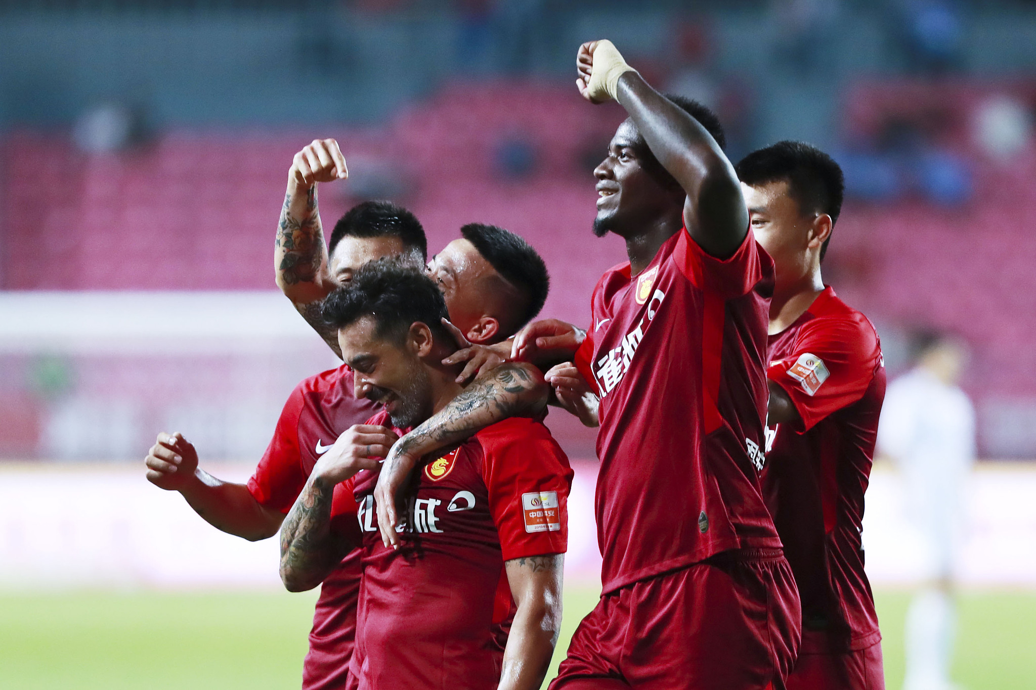 与肋部直塞 与肋部直塞