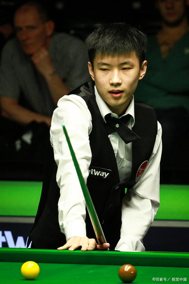 中期以二塔 中期以二塔